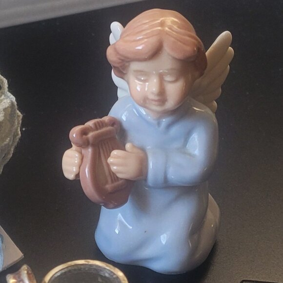 3 Figurine Lot: Italian Fine Porcelain Baby Teddy Bear, Angle Lute, Crystal Boot - Picture 6 of 10